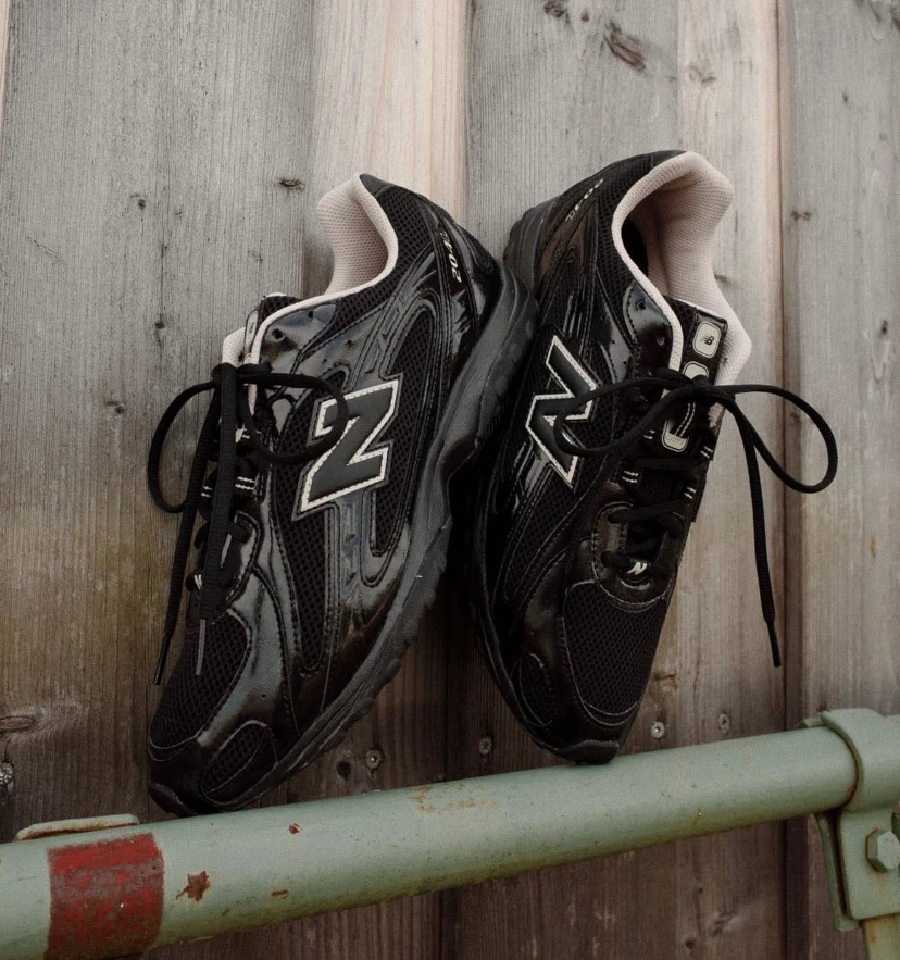 New Balance 204L Black Timberwolf